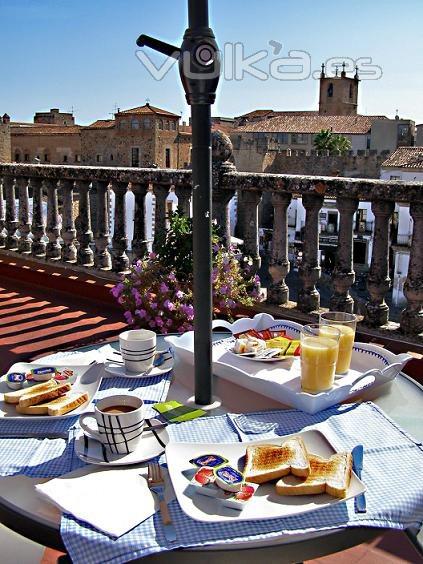 DESAYUNE CON VISTAS A LA CIUDAD MONUMENTAL