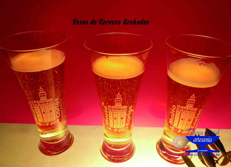 grabar vasos de cerveza