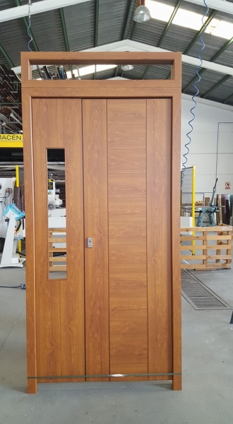 Puerta de Entrada Aluminio