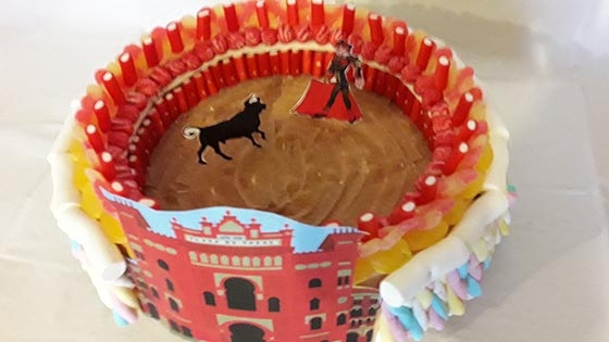 tarta de chuches de plaza de toros