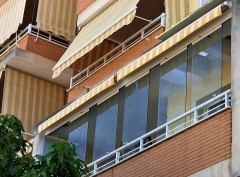 Instalacion de cortinas de cristal en malaga