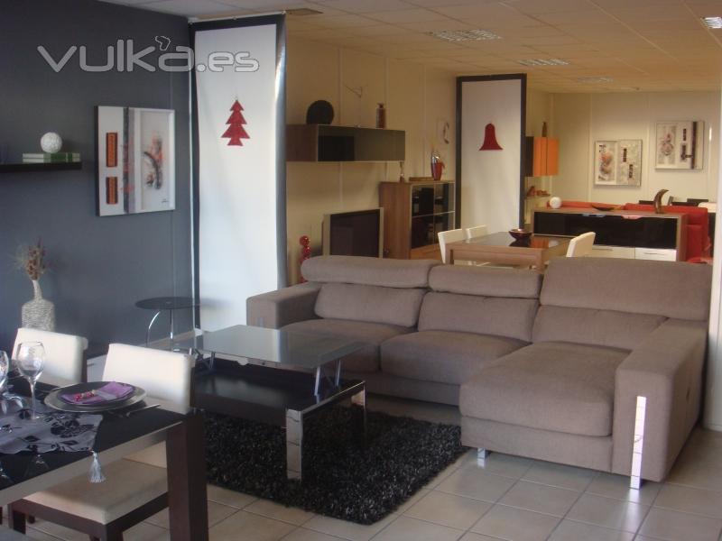 sofa chaisselonge con asientos extraibles pvp 1706 EUR