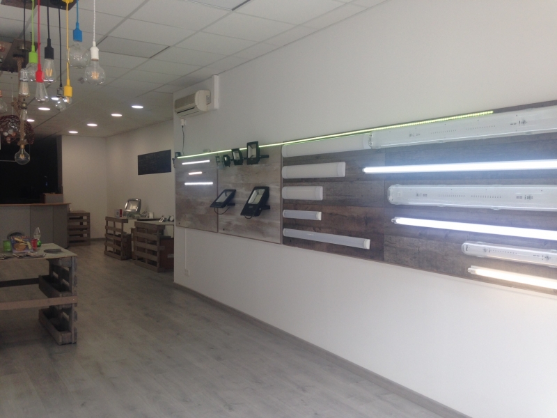 Especialistas en perfileria de aluminio de leds y tiras autoadhesivas