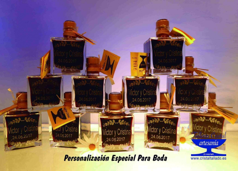 botellitas para bodas grabadas.