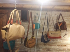 Exclusivos bolsos de piel con tiradas limitadas de modelos nos hace unicos
