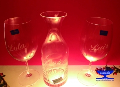Grabar copas de vino
