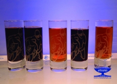 Vasos de cristal grabados