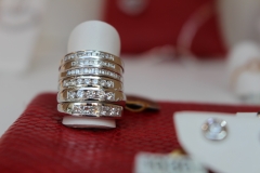 Alianzas de boda con diamantes de altisima calidad joyeros en alicante con experiencia