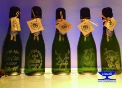 Botellas de champan grabadas para bodas