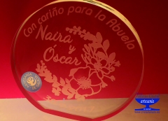 Grabar placas de cristal para bodas