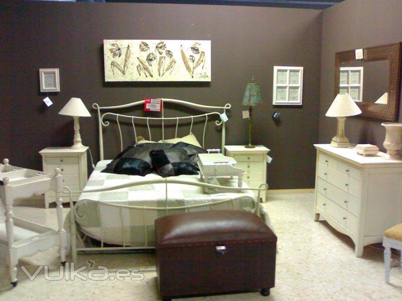 Dormitorio de forja publicado en la sección Outlet de Mueblesdevalencia.com