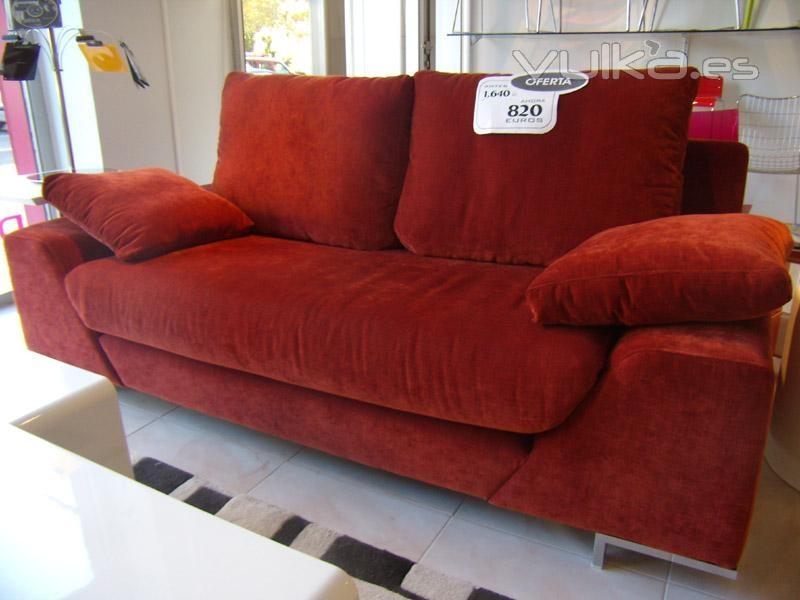 Sofa de diseo publicado en la seccin Outlet de Mueblesdevalencia.com