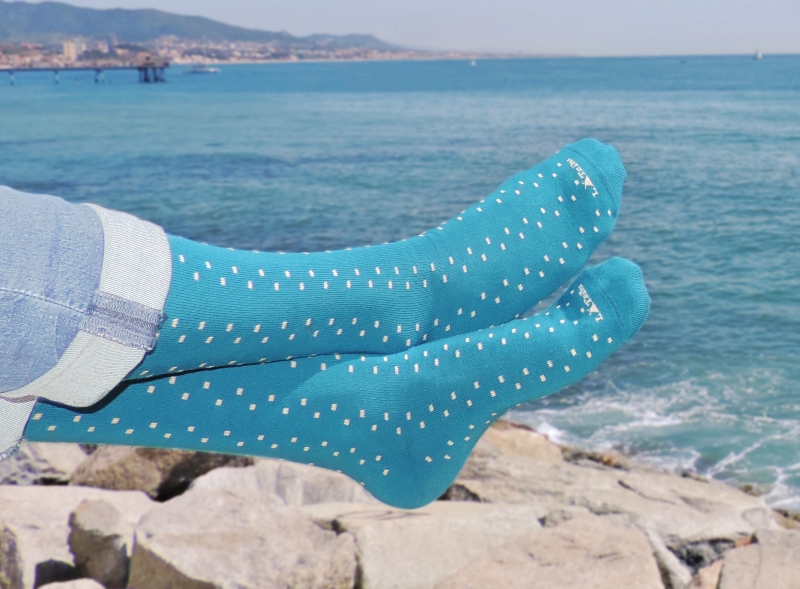 https://www.latribusocks.es/product-page/calcetines-cuadraditos-romeo