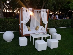 Espacio chill out para que los invitados se relajen