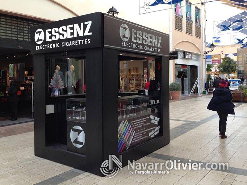 Quiosco de madera desmontable para centro comercial en Orihuela