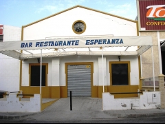 Fachada de local comercial a restaurar estado inicial