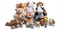 Peluches y figuras