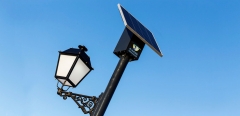 Diseno e instalacion de farolas solares