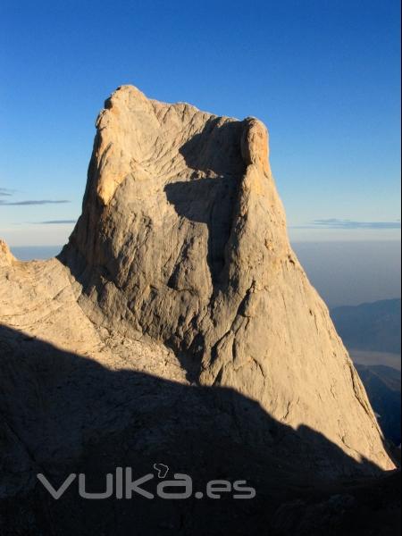 Naranjo de Bulnes o Picu Urriellu