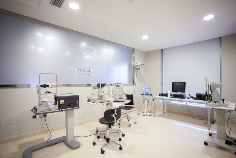 sala de optometra Oftalvist IMED Benidorm