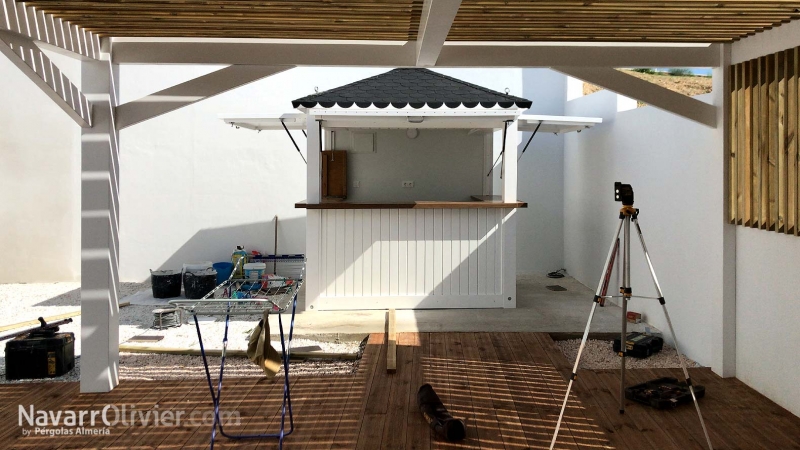 Chiringuito de madera para terraza privada en Murcia