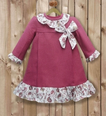 Vestido de tela con lazo, bordes de mangas y bajos en estampado floral,tela de invierno niña,fabrica