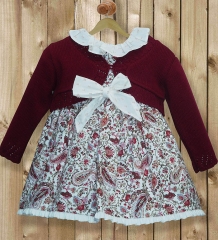 Precioso vestido con estampado floral de tela 100% algodon y fabricacion en espana por el fabicante