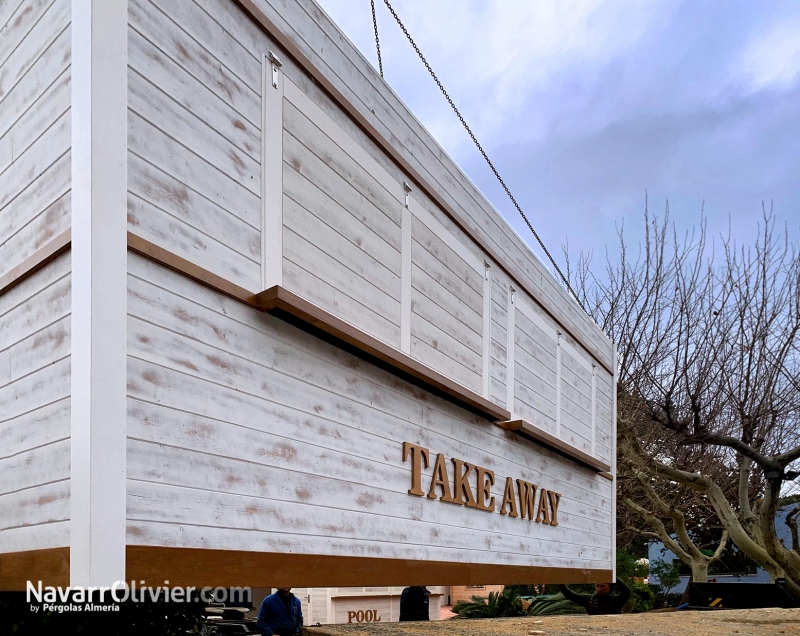 Caseta de madera para camping en Gerona.