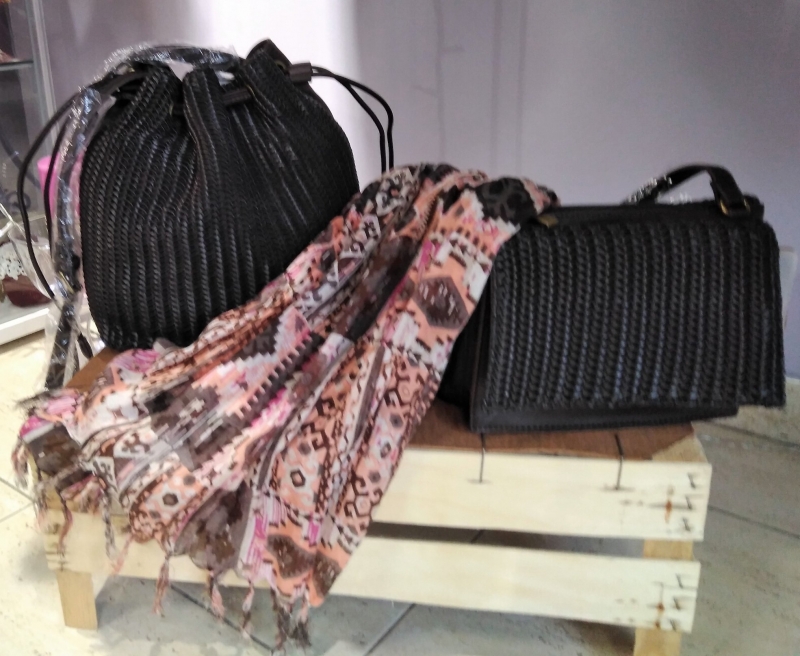Bolsos perfectos para la ocasión #Evelvu#corazón#moda#boutique#mujer#últimas#novedades#europeas#fash