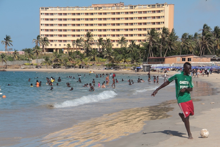 Senegal - Ftbol en la playa de Ngor