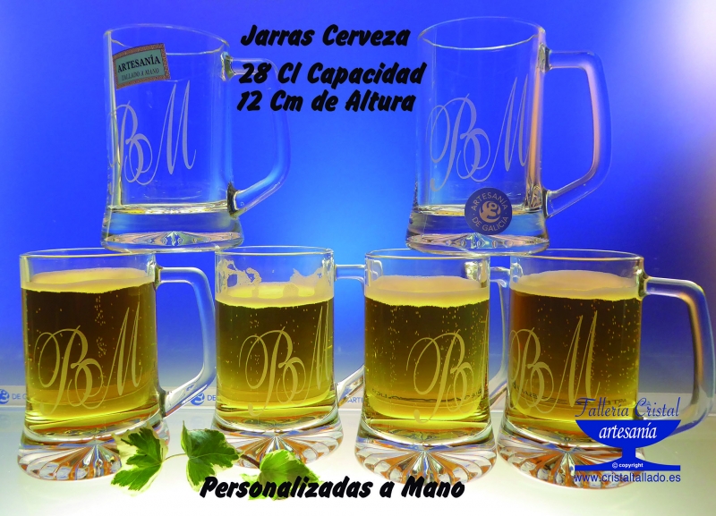 jarras de cerveza grabadas