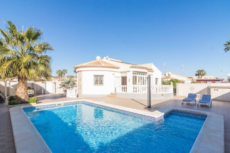 Bungalows for sale in Orihuela Costa