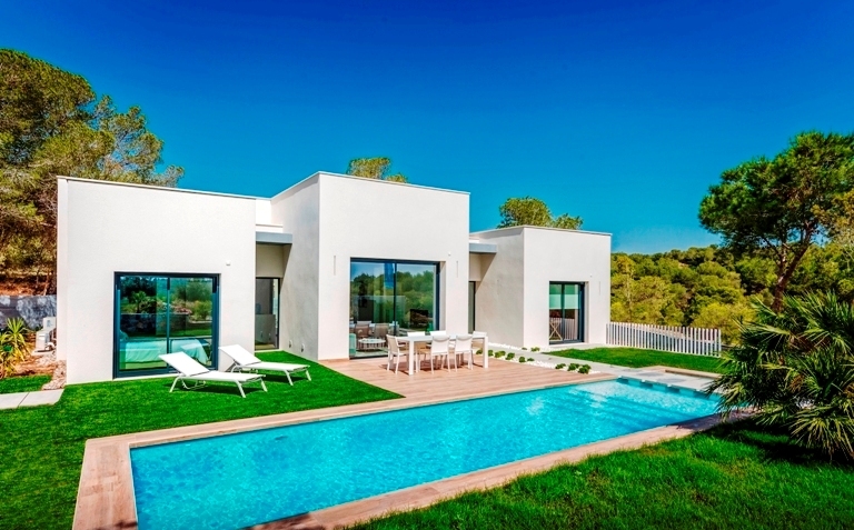 Villas for sale in Las Colinas Golf Resort Orihuela Spain