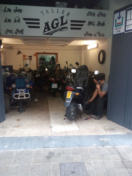 Taller motocicletas AGL Angelo buen servicio,mi seguridad oramas