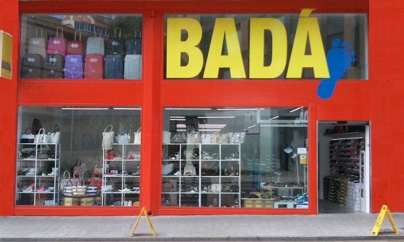 BADÁ zapatos y bolsos