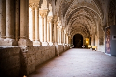 Pasillo interior claustro