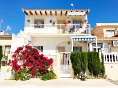 Estate agents in la marina urbanisation