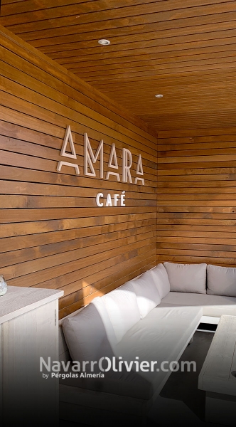 Construcción modular en madera y Viroc®  para Café Amara - Marbella - Málaga