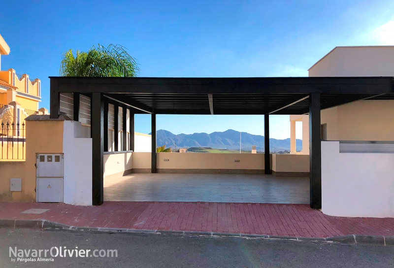 Cubierta de madera laminada para terraza de vivienda unifamiliar en Mazarrón, Murcia