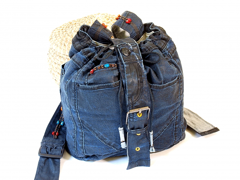 Mochila denim azul 