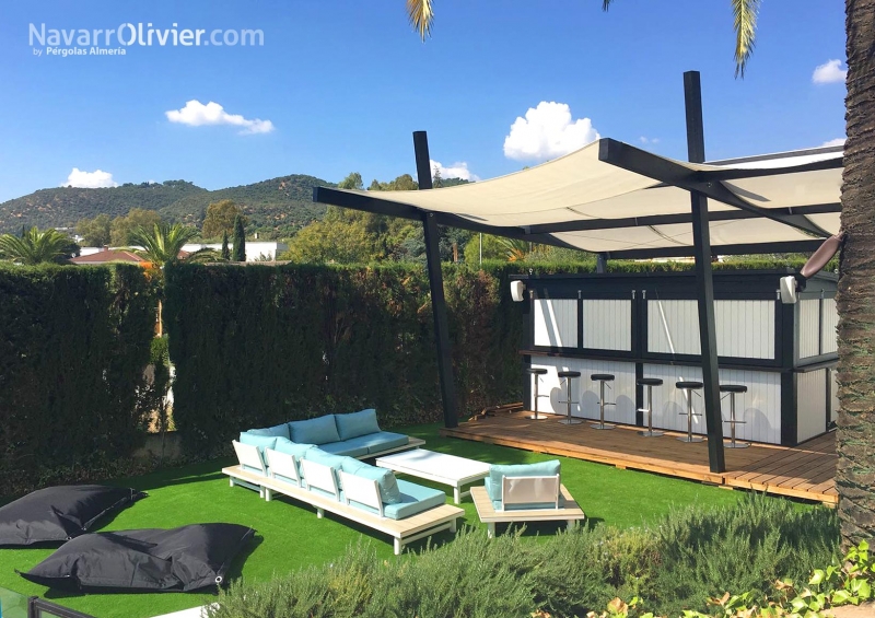 Chiringuitos y kioscos de madera para piscina y jardin