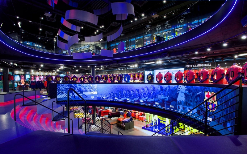 Pantallas LED en curva para la New flagship FCB Barcelona