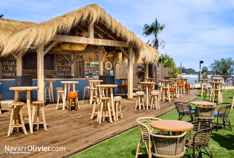 Terraza beach club Margarita construccin sostenible en madera by NavarrOlivier