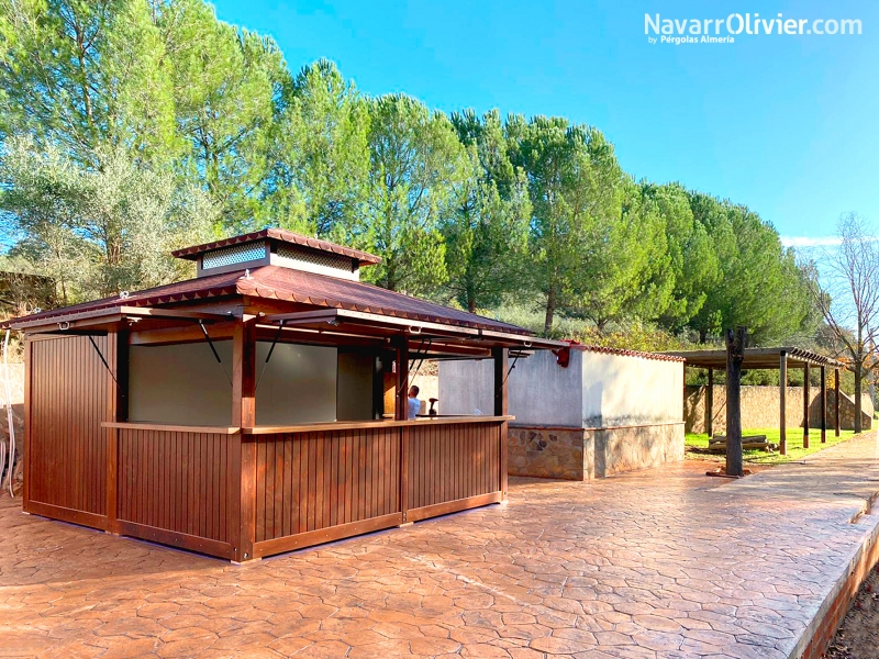 Chiringuito de madera desmontable para piscina natural en Badajoz, Cantabria