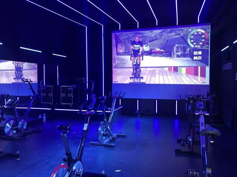 Preparacin completa de una Sala de Spinning Virtual