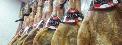 jamon de trevelez. jamon de teruel.jamon de salamanca. jamon de la sierra de bejar