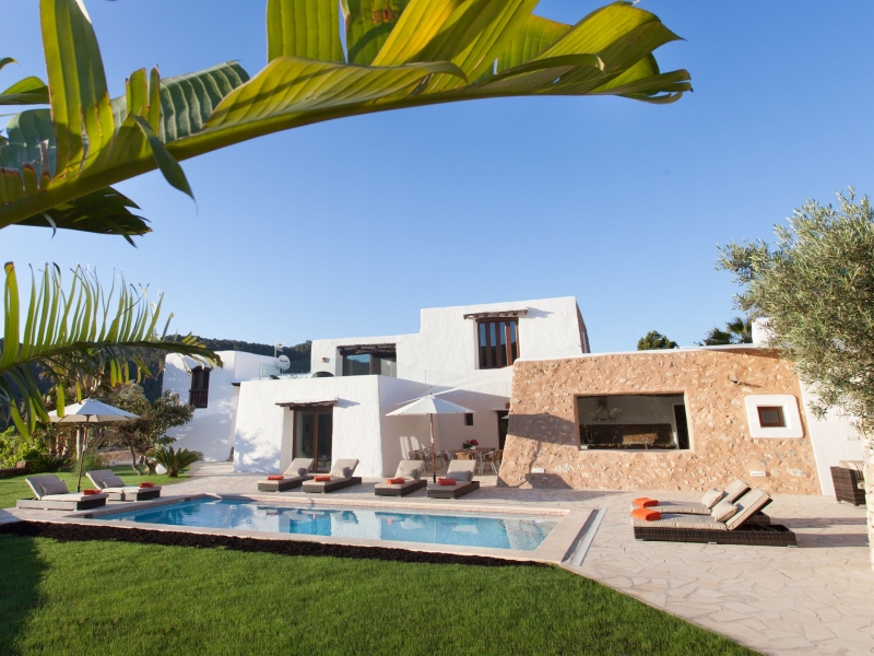 Finca en Cala San Vicente, San Juan, Ibiza - Engel & Völkers Ibiza - Inmobiliaria en Ibiza