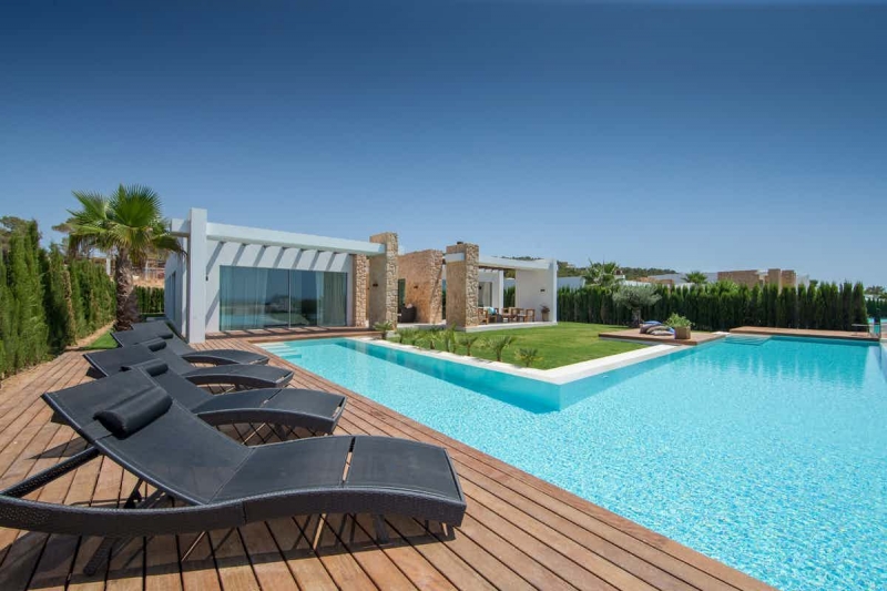 Villa en Cala Comte, Ibiza - Engel & Völkers Ibiza - Inmobiliaria en Ibiza