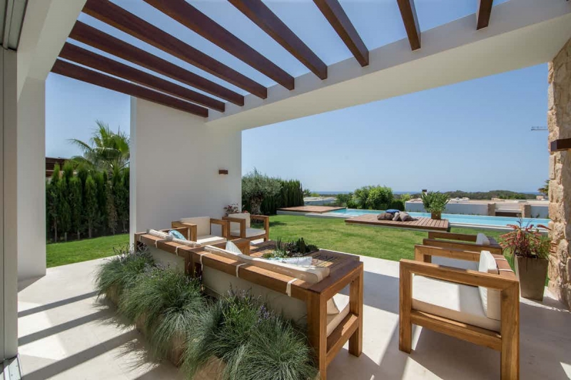 Jardín - Villa en Cala Comte, Ibiza - Engel & Völkers Ibiza - Inmobiliaria en Ibiza	