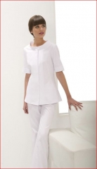 CHAQUETA PARA FARMACIA Y ESTETICA, MODELO ANA, BLANCO Y NEGRO